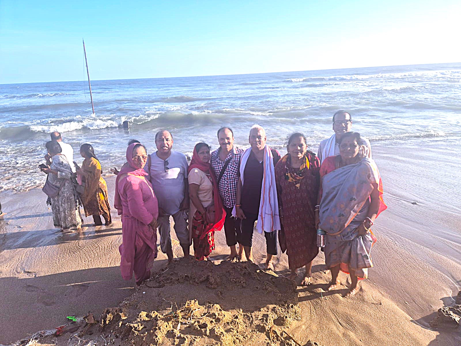 7 Jyotirling Yatra 20 may to 30 may 2026 Group in Somnath near temple 